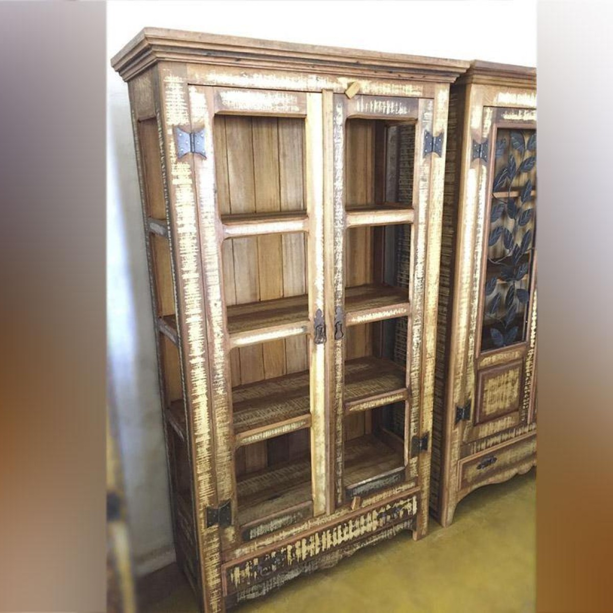 Detalhes do produto Armário Demolição